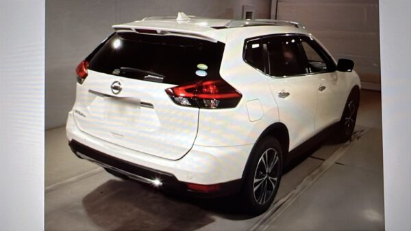 Nissan Xtrail - Image 3