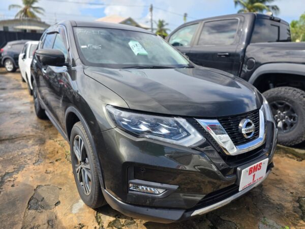 Nissan Xtrail - Image 2