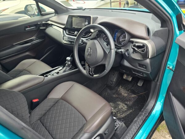 Toyota CH-R - Image 2