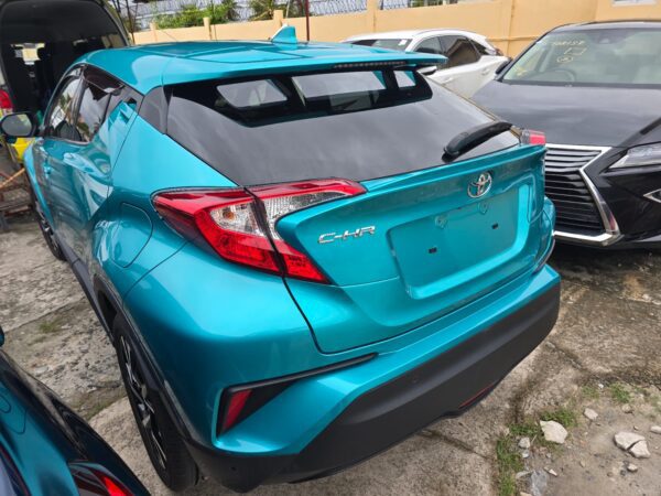 Toyota CH-R - Image 5