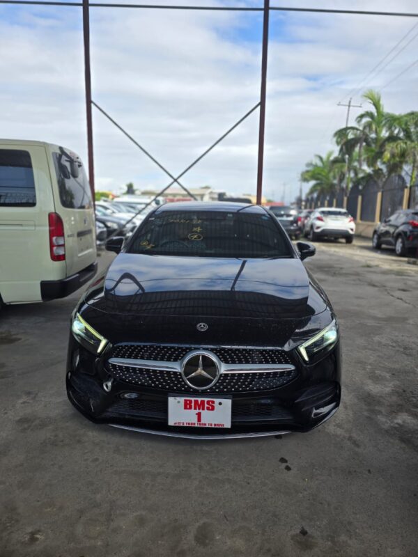 Mercedes Benz A-180