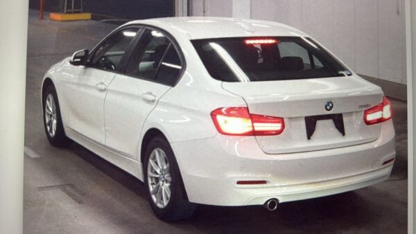 BMW 318i - Image 3