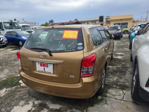 Toyota Fielder Wagon - Image 6