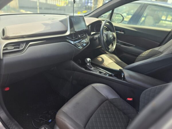 Toyota CH-R - Image 4