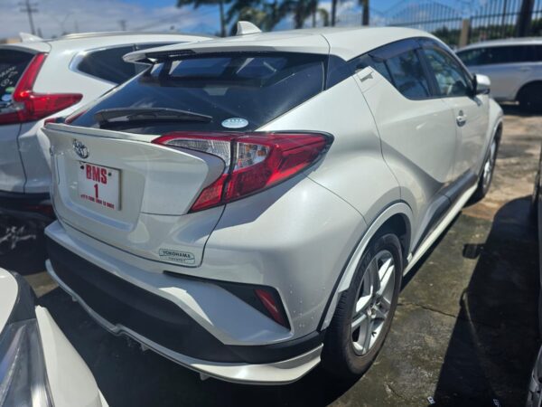 Toyota CH-R - Image 4