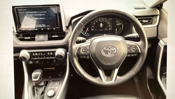 Toyota RAV 4 - Image 3