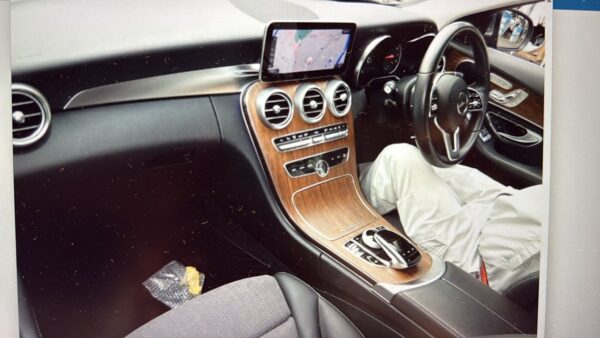 Mercedes Benz C-200 - Image 2
