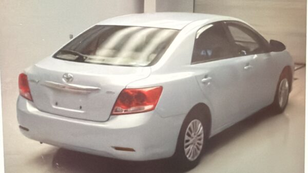 Toyota Allion - Image 3