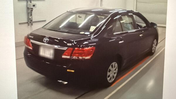 Toyota Premio - Image 3