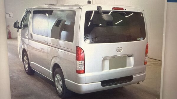 Toyota Hiace- Super GL - Image 3