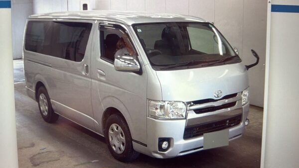 Toyota Hiace- Super GL