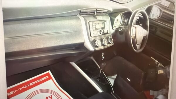 Toyota Axio - Image 2
