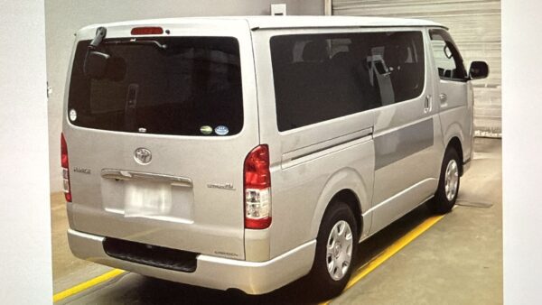 Toyota Hiace Super GL - Image 4