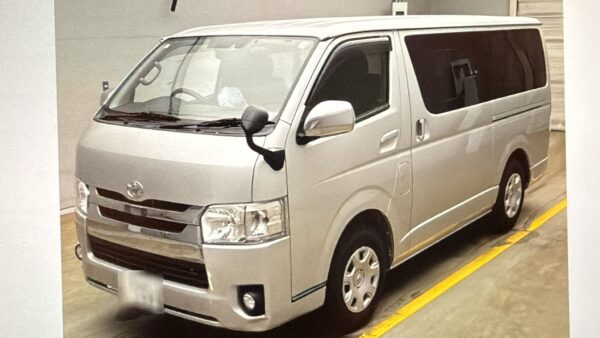 Toyota Hiace Super GL