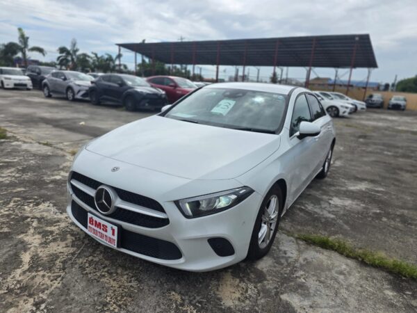 Mercedes Benz A-180 - Image 2