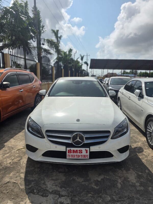Mercedes Benz C-180