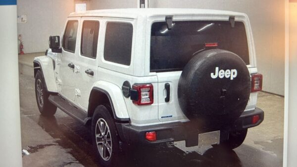 Jeep Wrangler 4X4 - Image 4