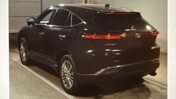 Toyota Harrier - Image 4