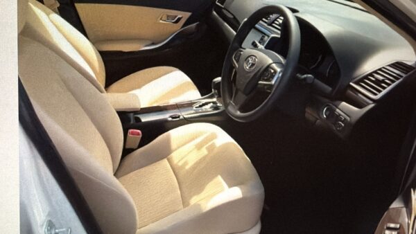Toyota Allion - Image 2