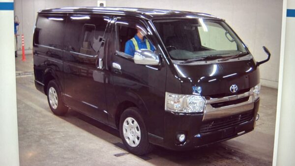Toyota Hiace- Super GL