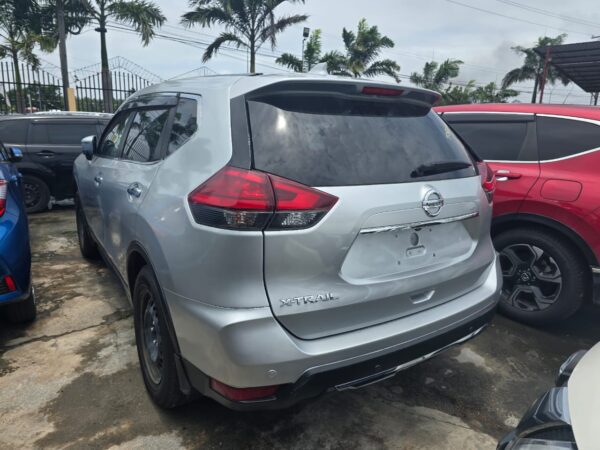 Nissan Xtrail - Image 5