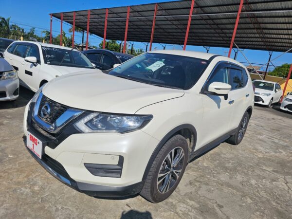 Nissan Xtrail - Image 2