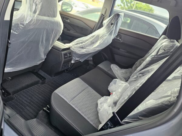 Nissan Xtrail - Image 2