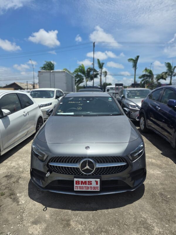 Mercedes Benz A-180