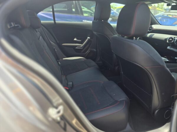 Mercedes Benz A-180 - Image 4