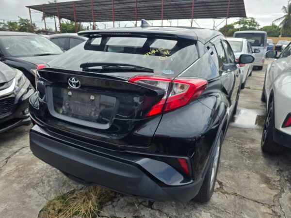 Toyota CH-R - Image 3