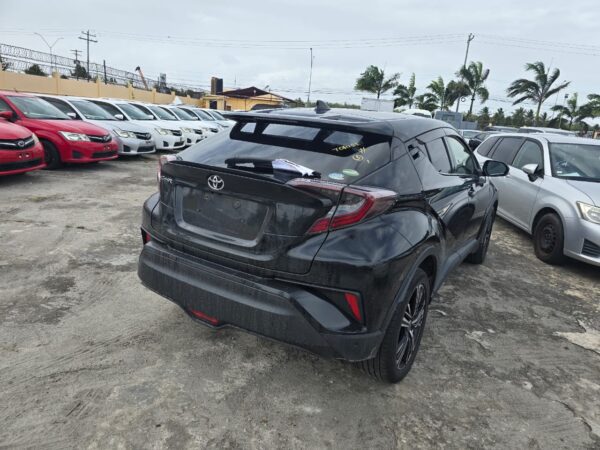 Toyota CH-R - Image 3