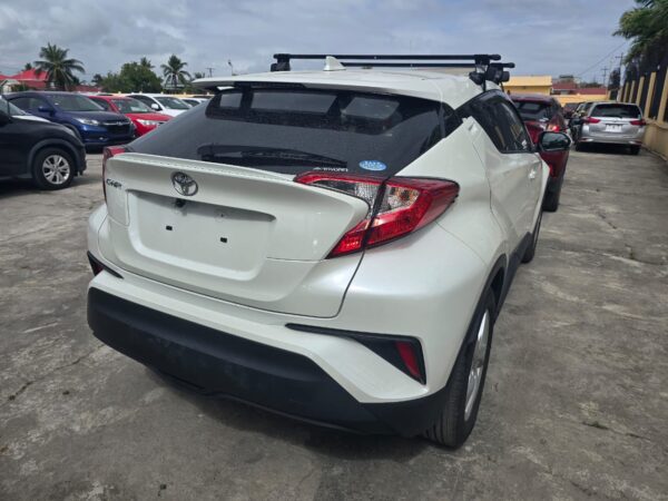 Toyota CH-R - Image 4