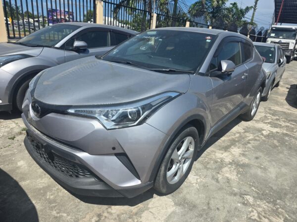 Toyota CH-R - Image 2
