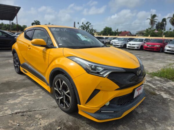 Toyota CH-R - Image 2