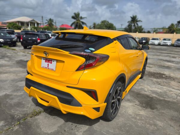 Toyota CH-R - Image 5
