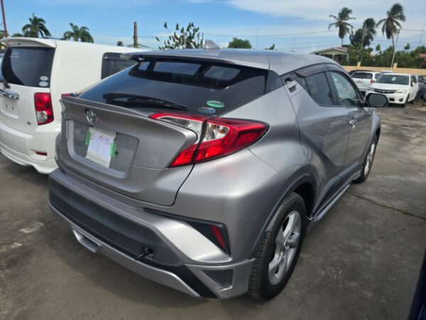 Toyota CH-R - Image 4