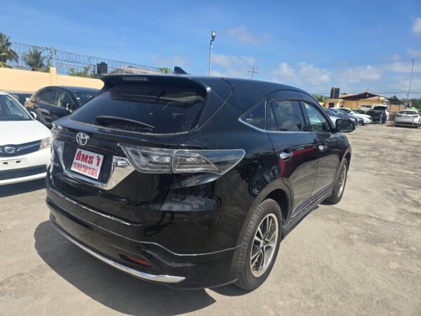 Toyota Harrier - Image 5