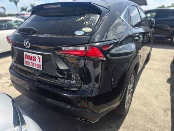 Lexus NX200 - Image 5